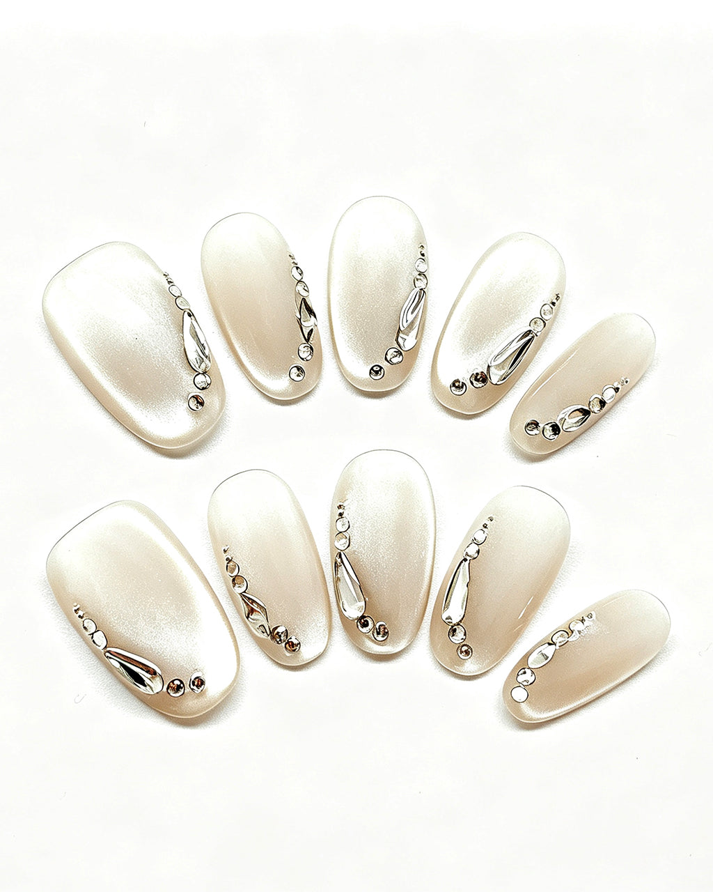Silver Cat-Eye Crystal Chrome Nails — press-on nail set, product detail view