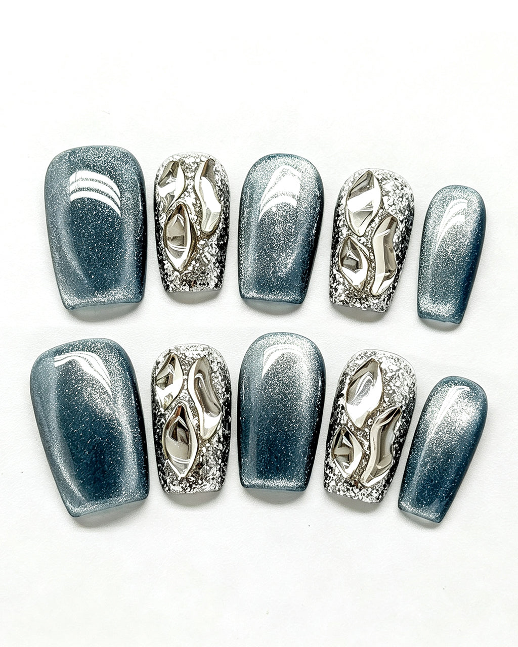Molten Silver Chrome Cat-Eye Nails — press-on nail set, product detail view