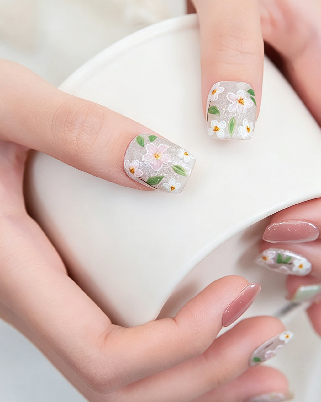 Jasmine Peach — press-on nails worn on hand, alternate angle