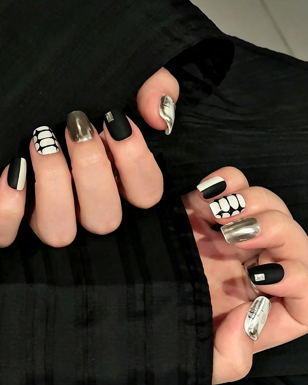 Black and White Tweed — sizing guide: press-on nail size chart